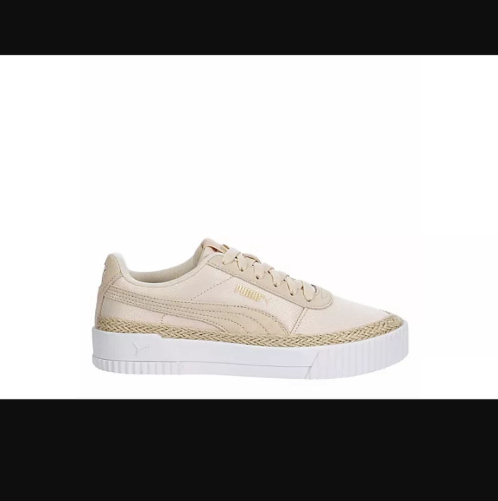 NIB Women's Puma Sneakers